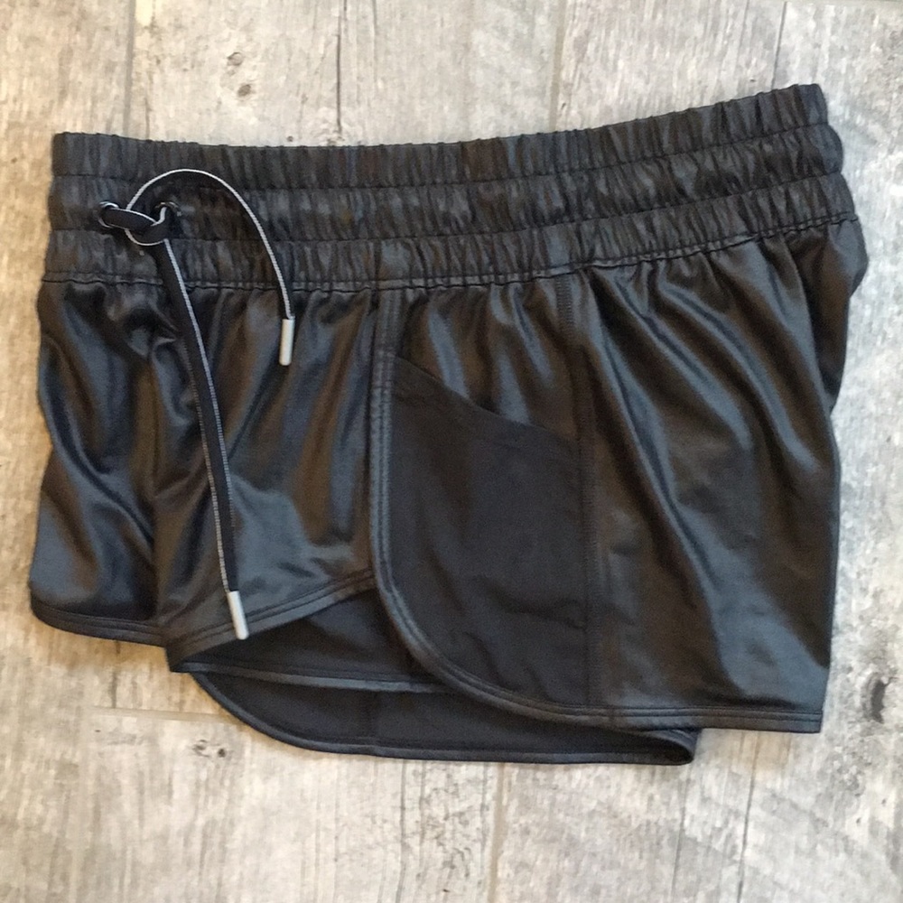 Victoria Sport Shorts